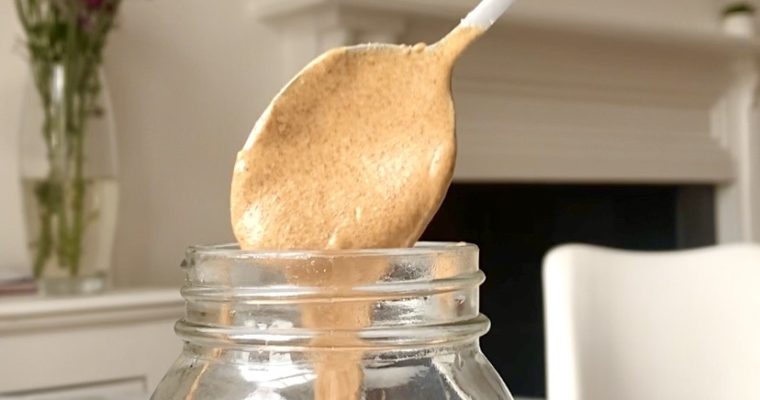 simple homemade almond butter – the healthy budget-saving hack you NEED to try!