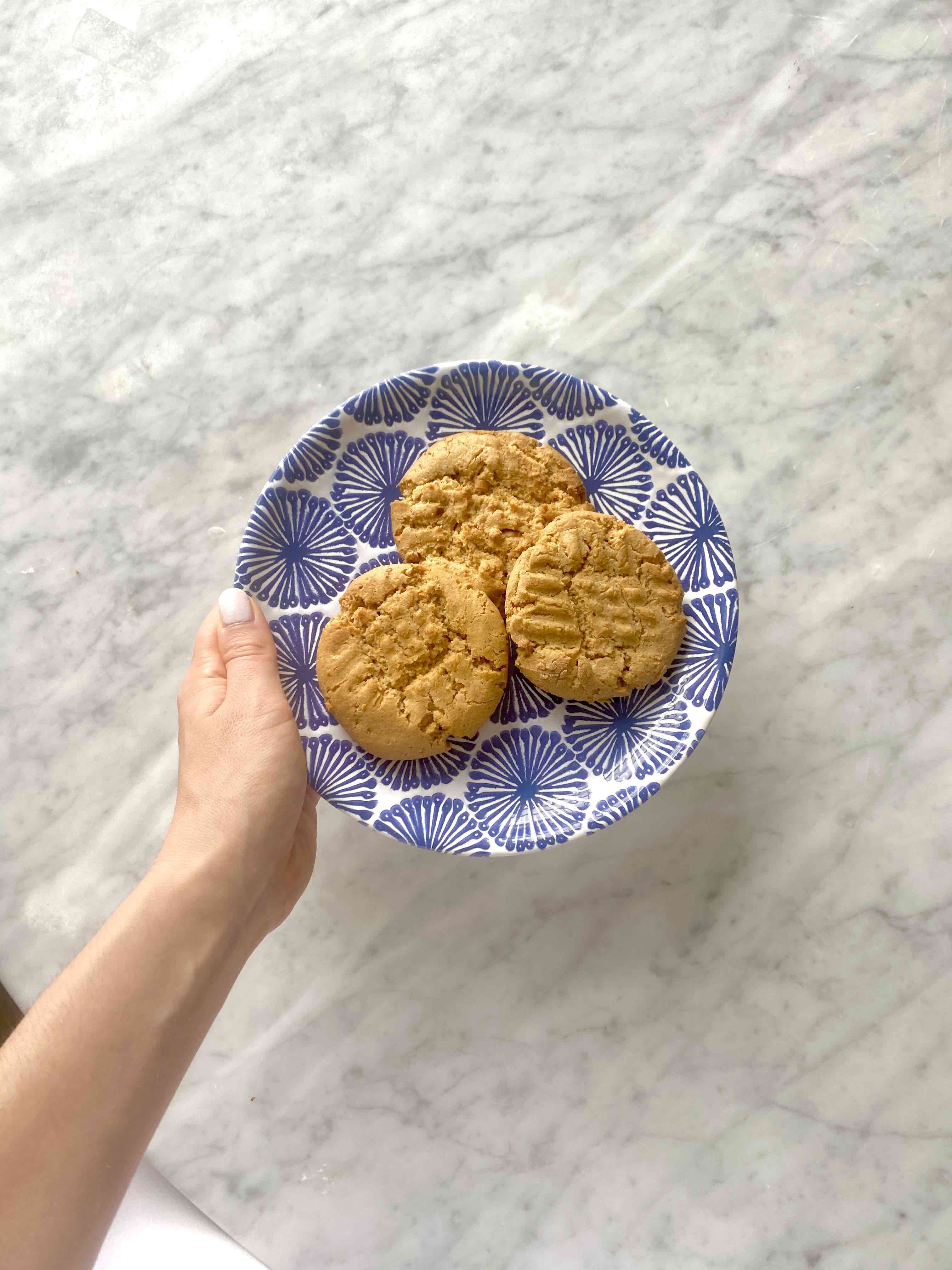 the EASIEST vegan + gluten free peanut butter cookies