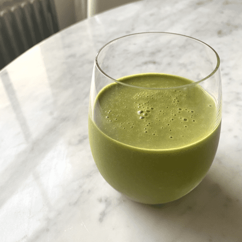 vegan creamy vanilla matcha smoothie