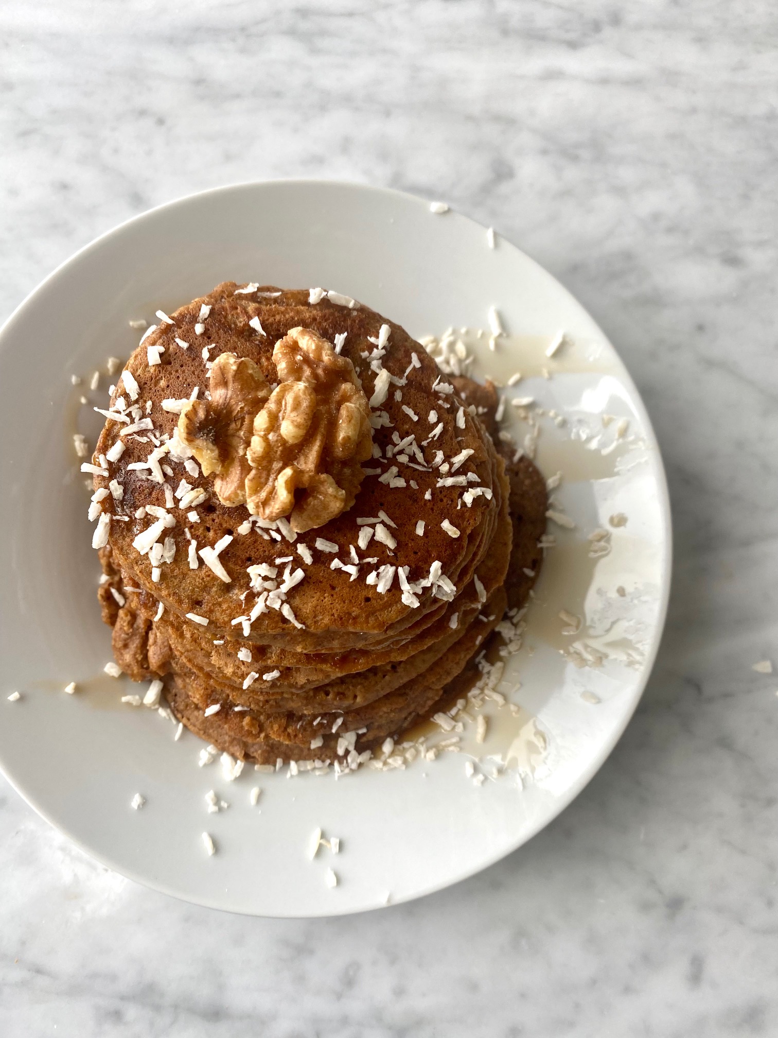 vegan + gluten free gingerbread pancakes